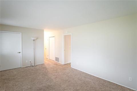 146 E Doris Dr, Fairborn, OH 45324 photo 6