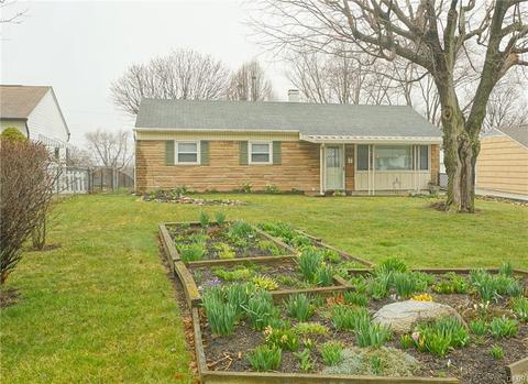 146 E Doris Dr, Fairborn, OH 45324 photo 2