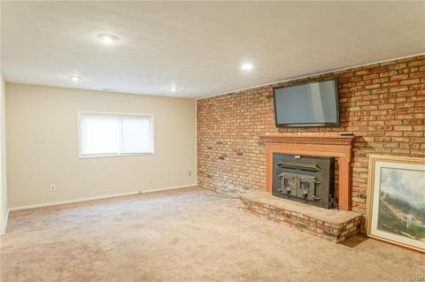 146 E Doris Dr, Fairborn, OH 45324 photo 12
