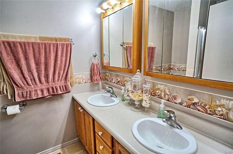 2100 Oak Tree Dr, Dayton, OH 45440 photo 21