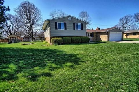 2100 Oak Tree Dr, Dayton, OH 45440 photo 2