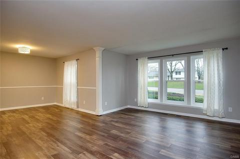 7675 Bigger Rd, Dayton, OH 45459 photo 3