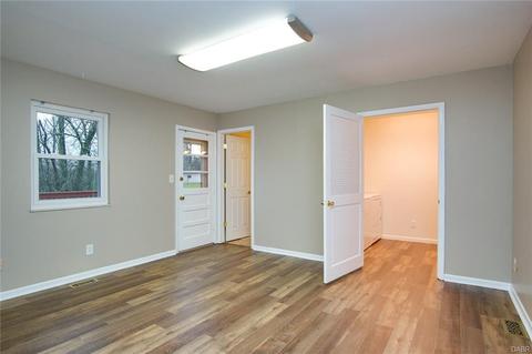 7675 Bigger Rd, Dayton, OH 45459 photo 11