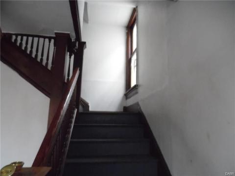 44 E Fairview Ave, Dayton, OH 45405 photo 9
