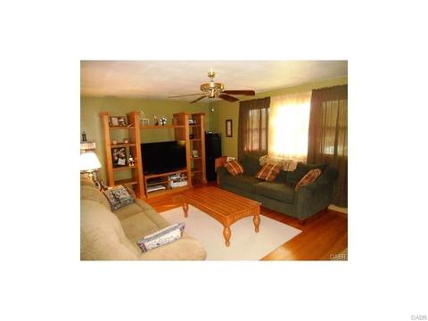 4107 Tacoma St, Springfield, OH 45503 photo 4