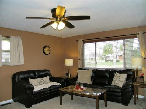 2705 Sutton Ave, Dayton, OH 45429 photo 2