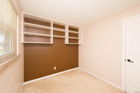 1119 Benfield Dr, Dayton, OH 45429 photo 21