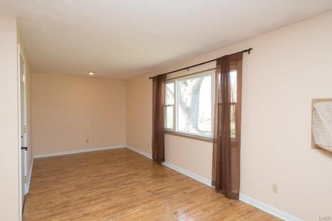 1119 Benfield Dr, Dayton, OH 45429 photo 7