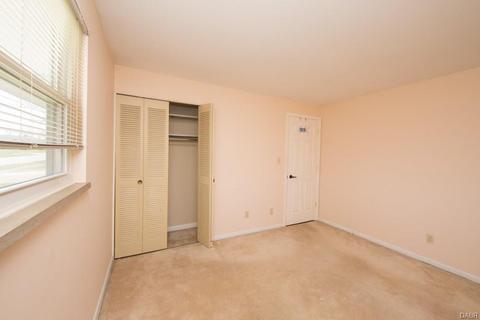 1119 Benfield Dr, Dayton, OH 45429 photo 24