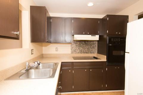 1119 Benfield Dr, Dayton, OH 45429 photo 9