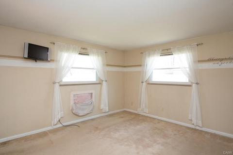 1119 Benfield Dr, Dayton, OH 45429 photo 14