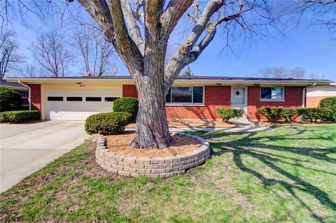 655 Cushing Ave, Dayton, OH 45429 photo 2