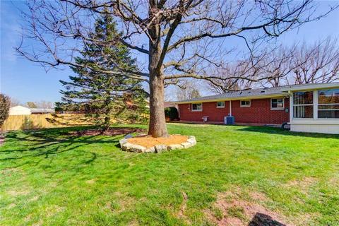 655 Cushing Ave, Dayton, OH 45429 photo 16