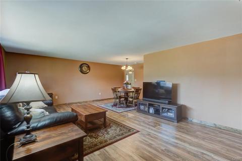 655 Cushing Ave, Dayton, OH 45429 photo 3