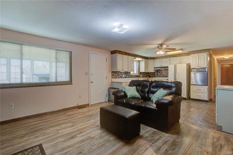 655 Cushing Ave, Dayton, OH 45429 photo 6