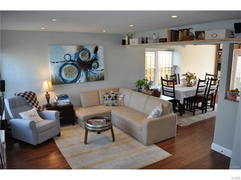 292 Progress Rd, Dayton, OH 45449 photo 2