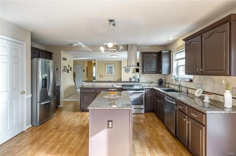 4327 E Briggs Rd, Bellbrook, OH 45305 photo 3