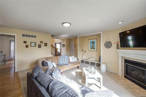 4327 E Briggs Rd, Bellbrook, OH 45305 photo 10