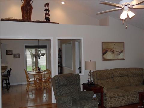 4769 Steeple Chase Dr, Fairborn, OH 45324 photo 5