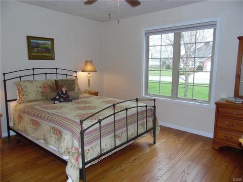 4769 Steeple Chase Dr, Fairborn, OH 45324 photo 19