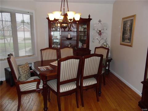 4769 Steeple Chase Dr, Fairborn, OH 45324 photo 3
