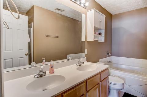 165 N Dockside Dr, Springboro, OH 45066 photo 19