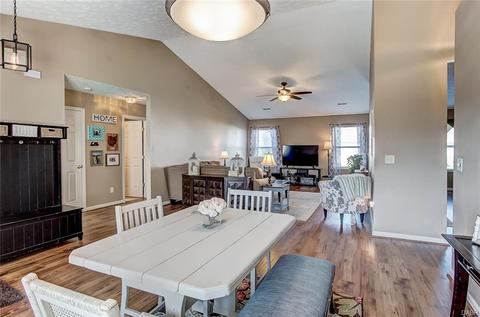 165 N Dockside Dr, Springboro, OH 45066 photo 9