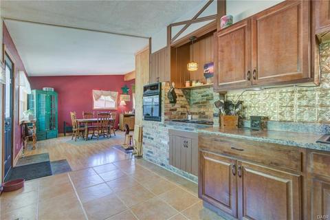 1234 Holly Dr, Springfield, OH 45504 photo 6
