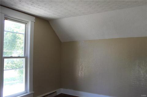 131 Monroe St, Eldorado, OH 45321 photo 2