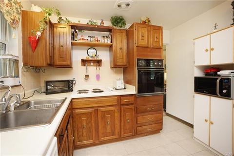 3802 Glaser Dr, Dayton, OH 45429 photo 8