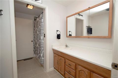 231 Freyn Dr, Dayton, OH 45458 photo 18