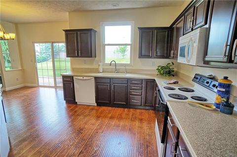 4384 E Briggs Rd, Bellbrook, OH 45305 photo 9