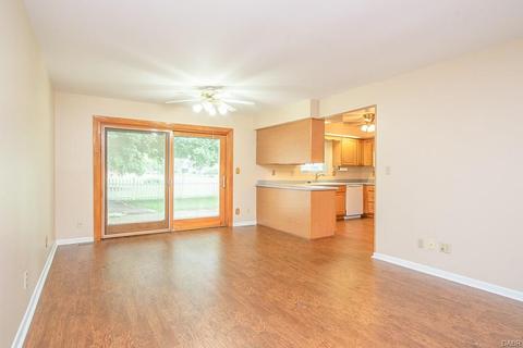 5211 Oakbrooke Dr, Dayton, OH 45440 photo 11