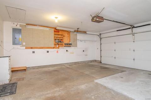 5211 Oakbrooke Dr, Dayton, OH 45440 photo 21