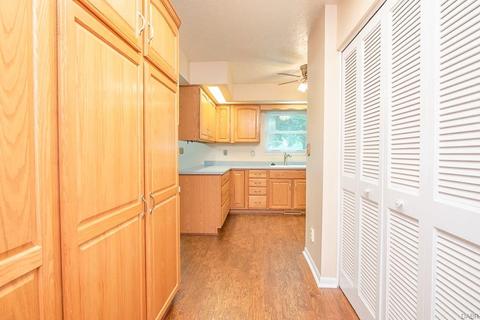 5211 Oakbrooke Dr, Dayton, OH 45440 photo 12