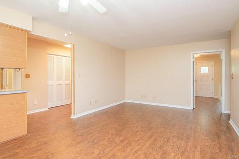 5211 Oakbrooke Dr, Dayton, OH 45440 photo 10