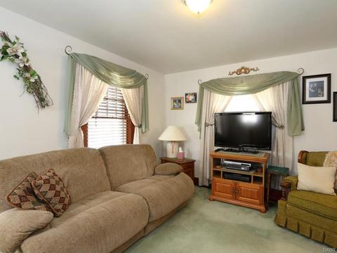 2732 Maplewood Ave, Springfield, OH 45505 photo 3