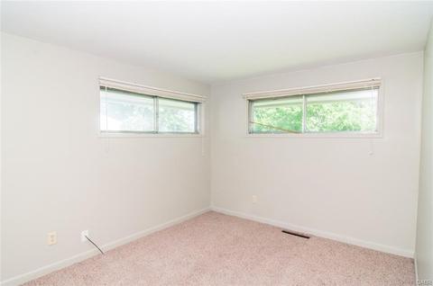 1863 W Stroop Rd, Dayton, OH 45439 photo 12