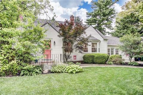 109 Napoleon Dr, Dayton, OH 45429 photo 2