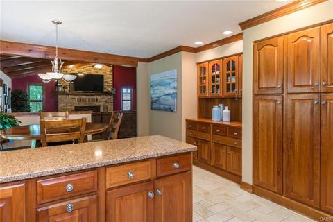 7460 Forest Brook Blvd, Dayton, OH 45459 photo 25