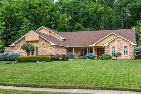 7460 Forest Brook Blvd, Dayton, OH 45459 photo 4
