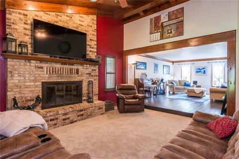 7460 Forest Brook Blvd, Dayton, OH 45459 photo 17