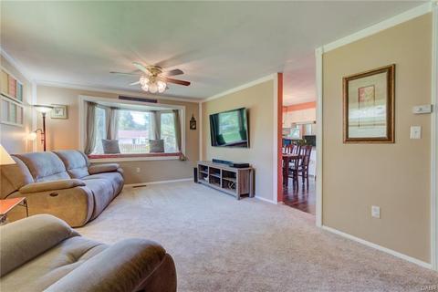 1101 Georgian Dr, Dayton, OH 45429 photo 17