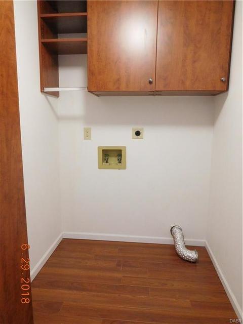 1720 Yardley Cir, Dayton, OH 45459 photo 10