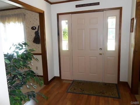 788 Mohawk Dr, Springfield, OH 45502 photo 2