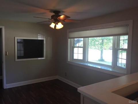 220 Goldengate Dr, Dayton, OH 45459 photo 5