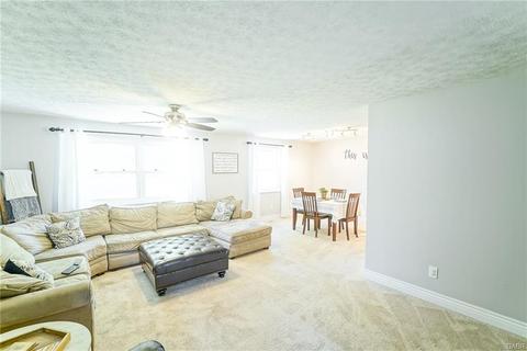 1539 Langdon Dr, Dayton, OH 45459 photo 2