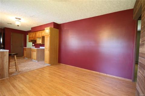 8225 Springfield Jamestown Rd, Springfield, OH 45502 photo 9