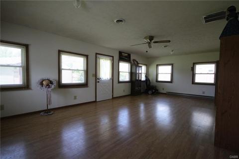 8225 Springfield Jamestown Rd, Springfield, OH 45502 photo 14