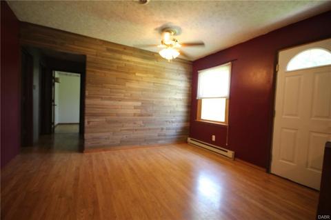 8225 Springfield Jamestown Rd, Springfield, OH 45502 photo 10